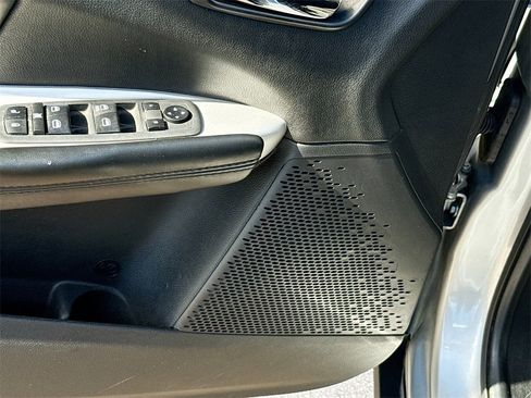 Used 2020 Dodge Journey SE w/ SE Popular Equipment Group image 20