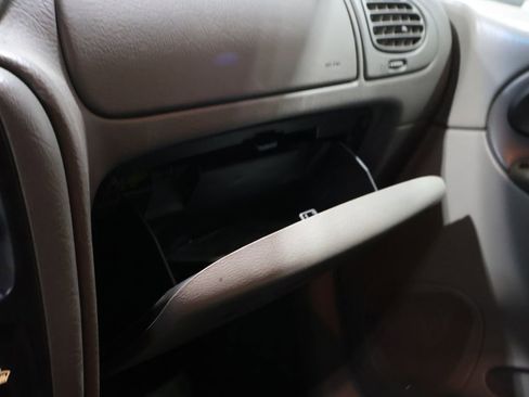 Used 2004 Chevrolet TrailBlazer LS w/ LS Preferred Equipment Group image 27