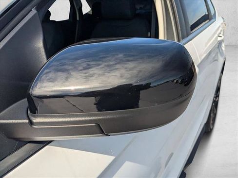 Used 2022 Ford Edge SE w/ Black Appearance Package image 7