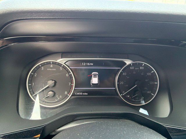 Used 2025 Nissan Pathfinder Rock Creek AWD/4WD image 14