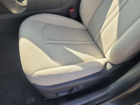 Used 2024 Hyundai Sonata SEL w/ Convenience Package image 12