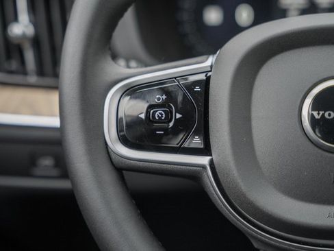 New 2026 Volvo XC60 B5 Plus w/ Protection Package Premier image 27