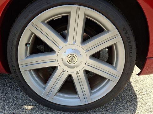 Used 2005 Chrysler Crossfire Limited RWD image 11