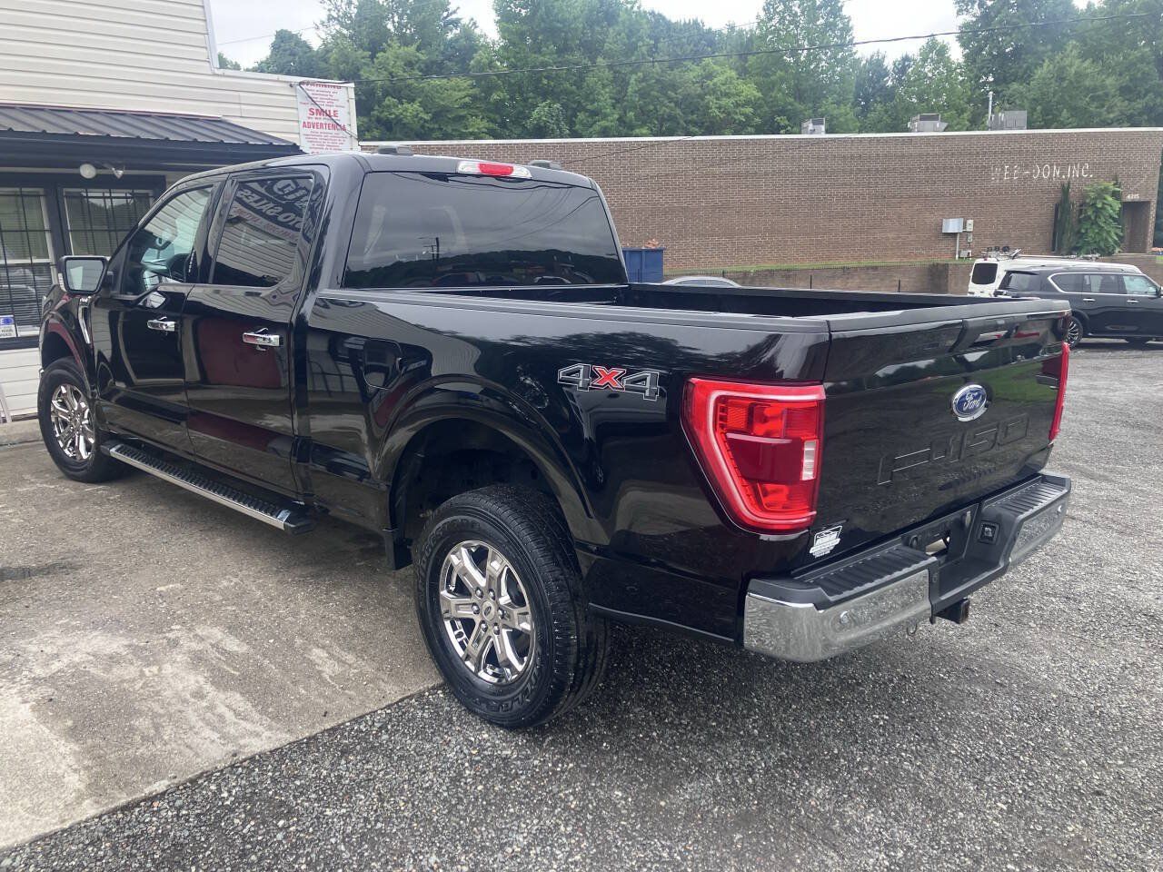 Used 2023 Ford F150 XLT w/ Equipment Group 301A Mid AWD/4WD image 6