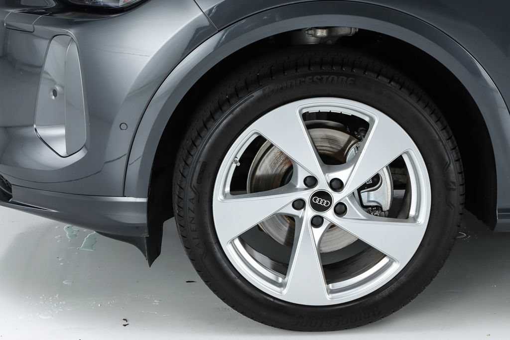 Used 2025 Audi Q5 Prestige AWD/4WD image 9