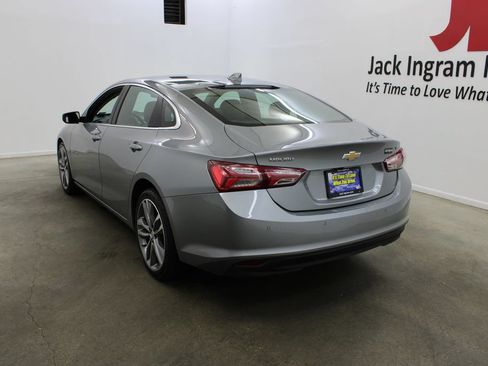 Used 2024 Chevrolet Malibu LT FWD image 3