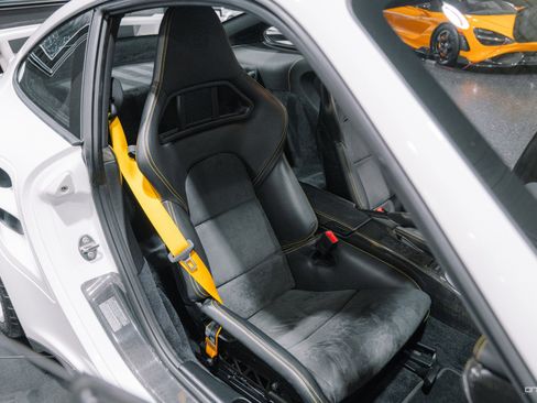 Used 2008 Porsche 911 GT2 image 25