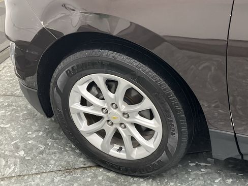 Used 2020 Chevrolet Equinox LT image 31
