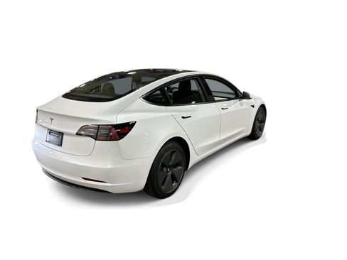 Certified 2023 Tesla Model 3 Standard Range RWD image 6