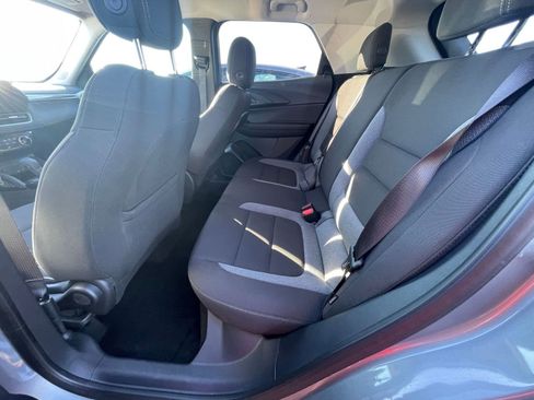 Used 2025 Chevrolet TrailBlazer LT image 23