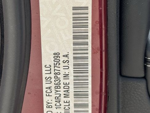Used 2023 Jeep Grand Cherokee 4WD 4xe image 30