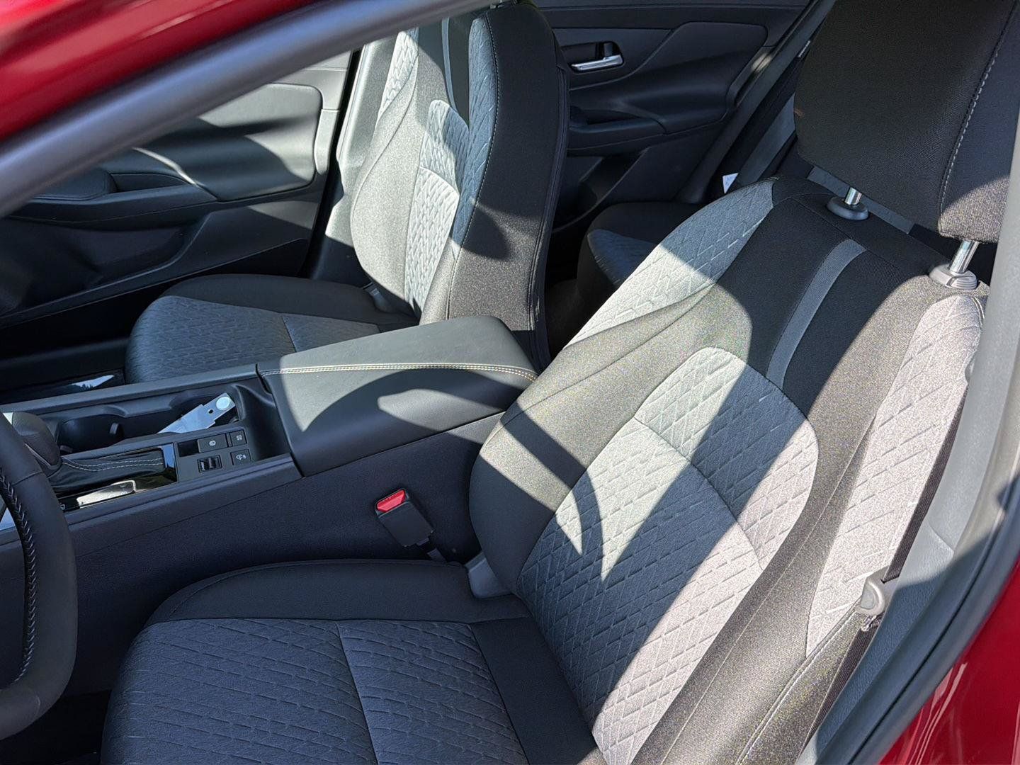 New 2027 Nissan Sentra SV w/ SV Convenience Package FWD image 29
