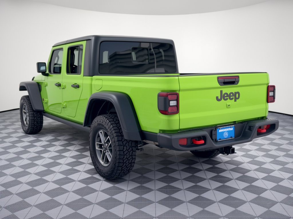 Used 2025 Jeep Gladiator Mojave w/ Convenience Group AWD/4WD image 3