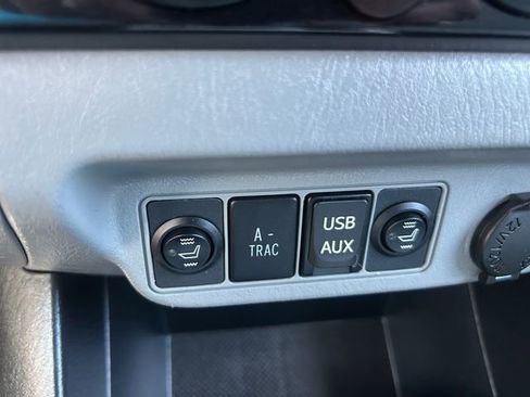 Used 2015 Toyota Tacoma 4x4 Double Cab w/ TRD Off-Road Package image 23