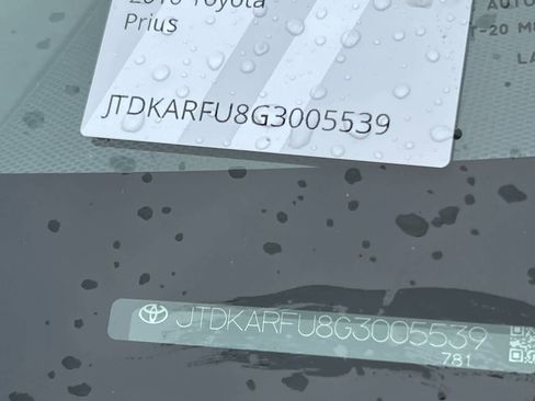 Used 2016 Toyota Prius Three Touring image 23