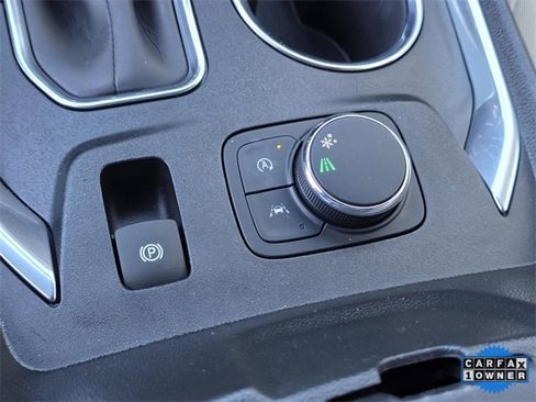 Used 2023 Chevrolet Traverse LS w/ Safety Package image 22