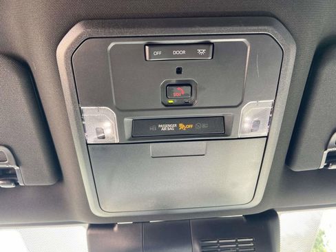 Used 2025 Toyota Tacoma SR5 RWD image 18