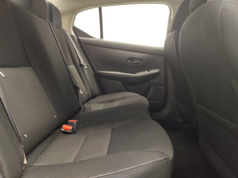 Used 2024 Nissan Sentra SV FWD image 19