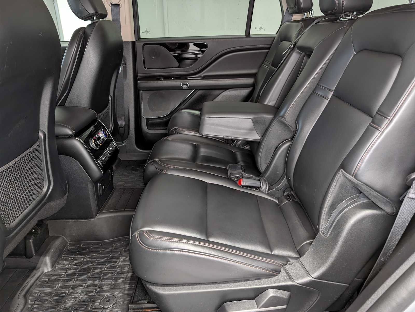 Used 2021 Lincoln Aviator AWD w/ Elements Package image 21