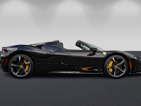 Certified 2024 Ferrari SF90 Spider image 2