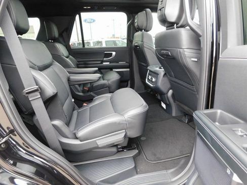 New 2026 Ford Expedition Platinum w/ Stealth Appearance Package image 23