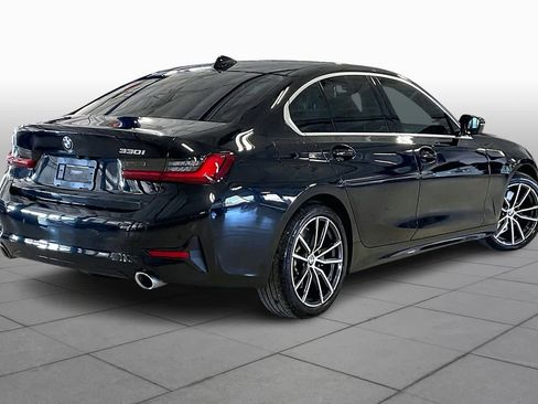 Certified 2022 BMW 330i Sedan w/ Premium Package image 12