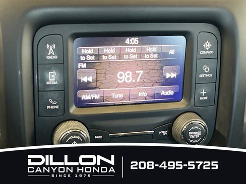 Used 2017 Jeep Compass Latitude AWD/4WD image 18