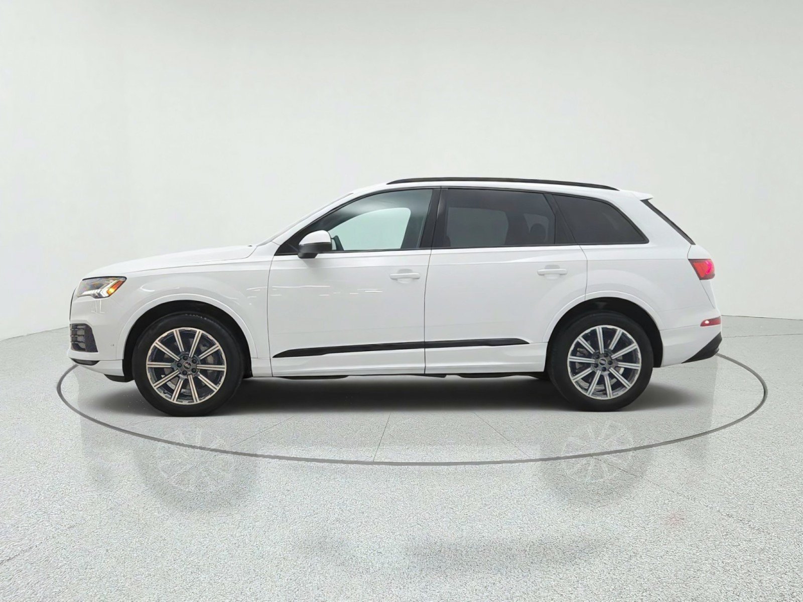 Used 2023 Audi Q7 2.0T Premium Plus AWD/4WD image 8