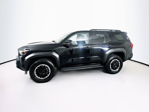 Used 2025 Toyota 4Runner TRD Off-Road image 4