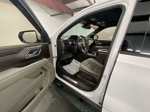 Used 2021 Chevrolet Tahoe Z71 w/ Luxury Package image 10