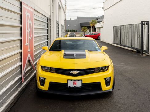 Used 2015 Chevrolet Camaro ZL1 image 29