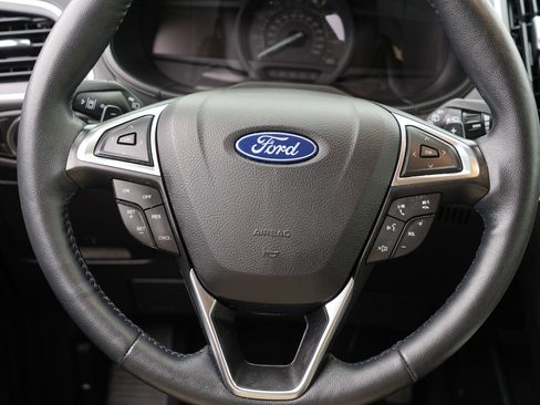 Used 2024 Ford Edge SEL w/ Convenience Package image 27
