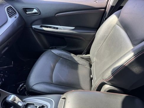 Used 2017 Dodge Journey GT w/ Driver Convenience Group image 22