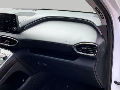 Used 2021 Hyundai Santa Fe SE FWD image 18