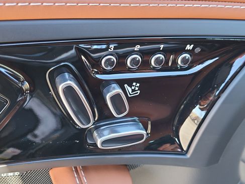 New 2024 Jaguar F-TYPE R image 15