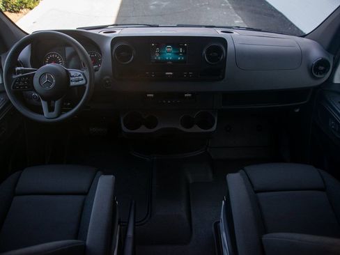 Used 2024 Mercedes-Benz Sprinter 144 Cargo image 27