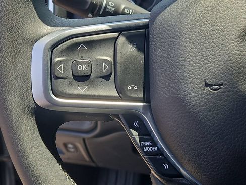 Used 2025 RAM 1500 Big Horn AWD/4WD image 21