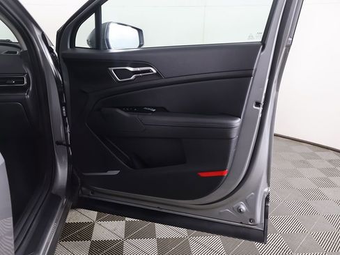 Used 2024 Kia Sportage EX image 24