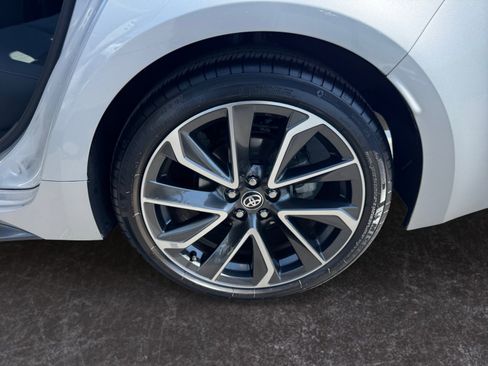 Used 2020 Toyota Corolla SE w/ Carpet Mat Package (TMS) FWD image 14