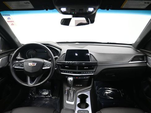 Used 2025 Cadillac CT4 Premium Luxury image 14