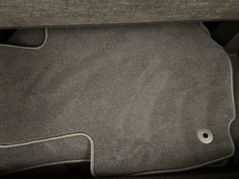 Used 2020 Chevrolet Equinox Premier w/ LPO, Floor Liner Package image 30