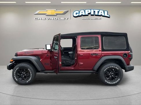 Used 2021 Jeep Wrangler Unlimited Sport AWD/4WD image 9