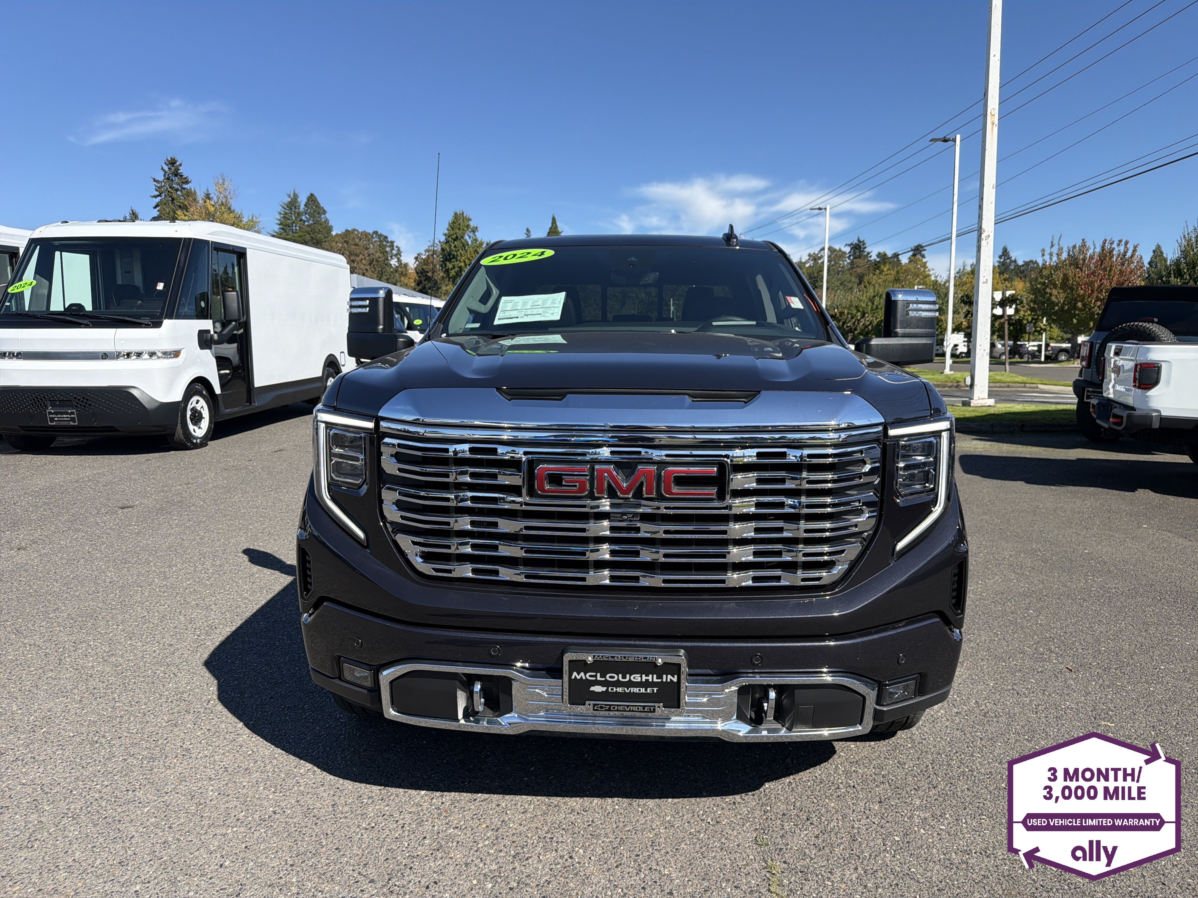 Used 2024 GMC Sierra 1500 Denali AWD/4WD image 11