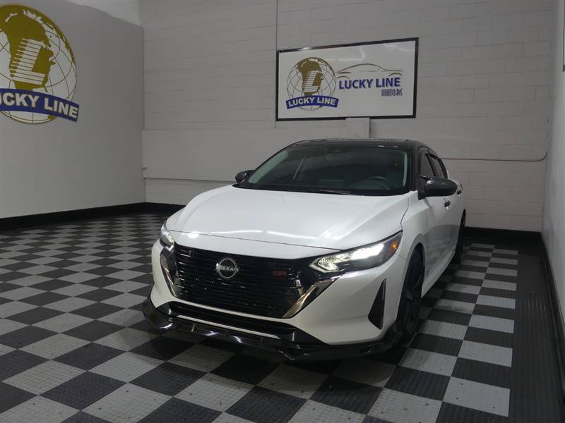 Used 2024 Nissan Sentra SR FWD image 4