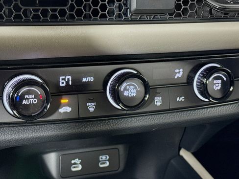 New 2027 Honda HR-V LX image 15