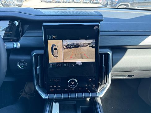 New 2026 GMC Acadia Elevation image 22