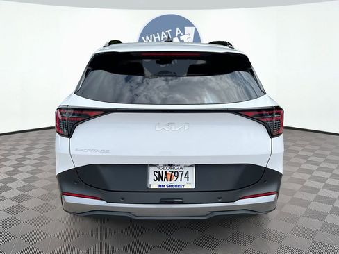 Certified 2026 Kia Sportage EX w/ EX Panorama Roof Package FWD image 7