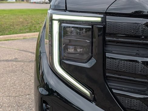 New 2026 GMC Sierra 1500 Elevation w/ Elevation Premium Package AWD/4WD image 5
