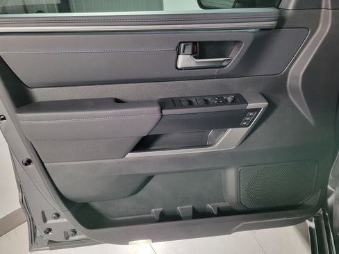 New 2025 Toyota Tundra Platinum image 26