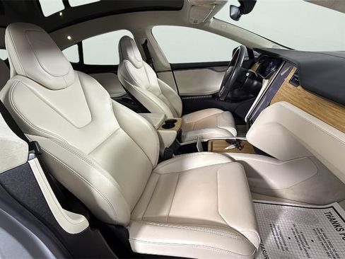 Used 2019 Tesla Model S 100D image 32